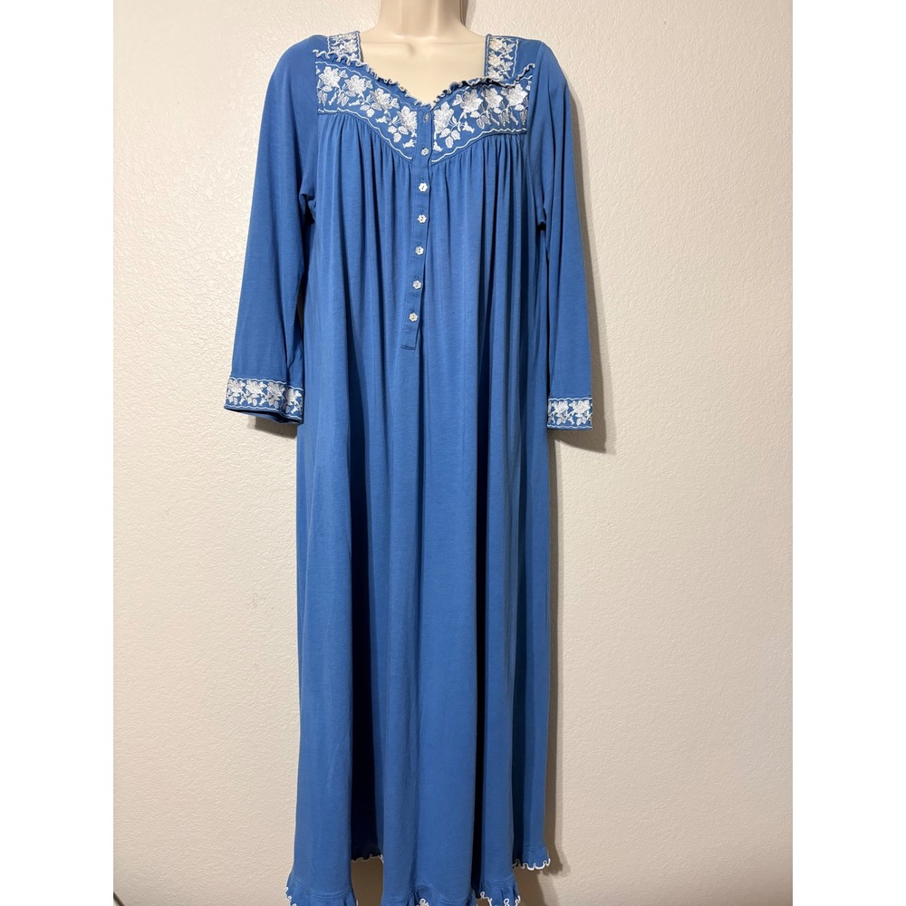 Eileen West Blue Floral Embroidered Long Sleeve Nightgown Small